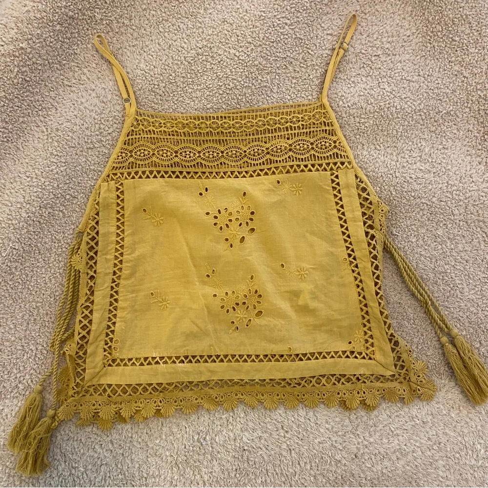 EUC Free People Garden Party Yellow/Mustard Cami Size XSmall - Picture 2 of 7